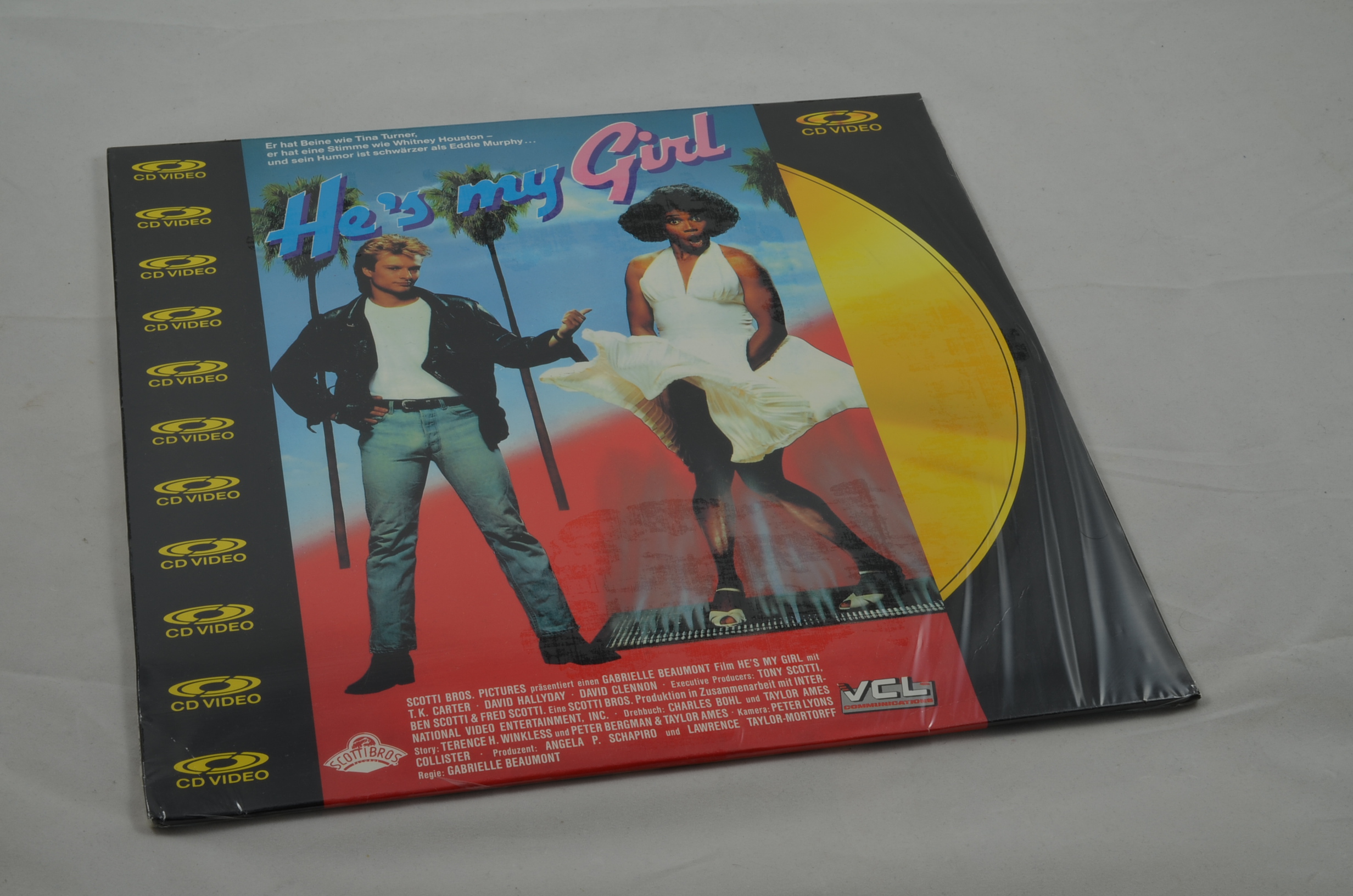 Produktbild von He's my Girl Laserdisc Pal Deutsch Defekt