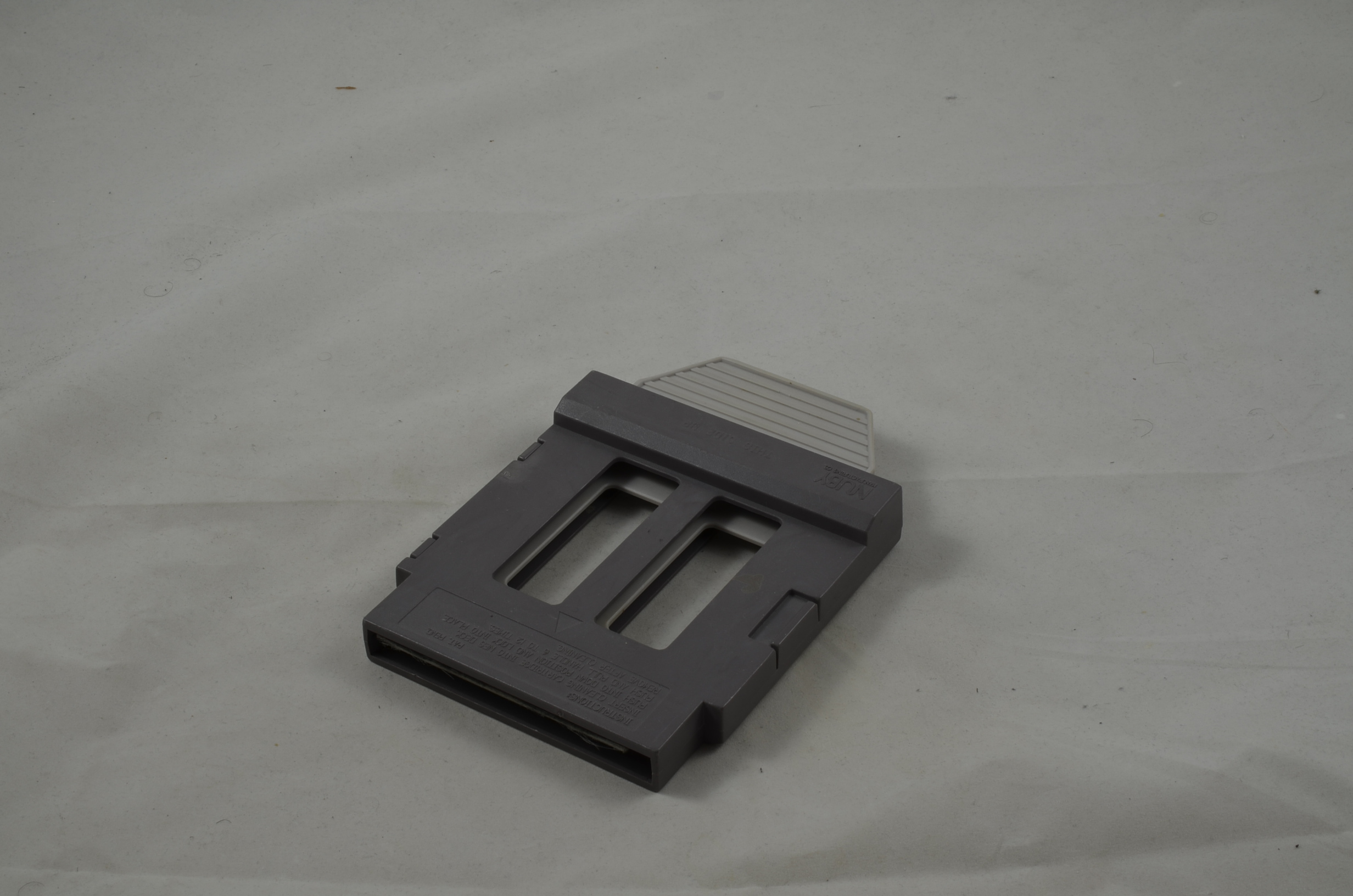 Produktbild von Nuby Cartridge Slot Cleaner für Nintendo NES