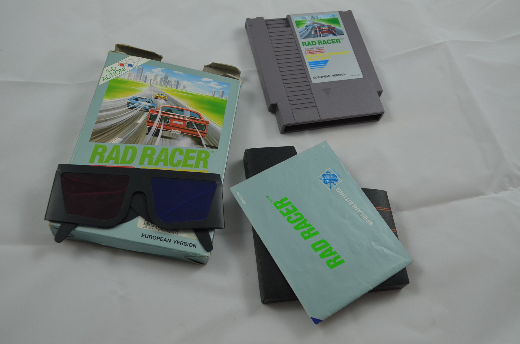 Produktbild von Rad Racer NES Spiel CIB #2